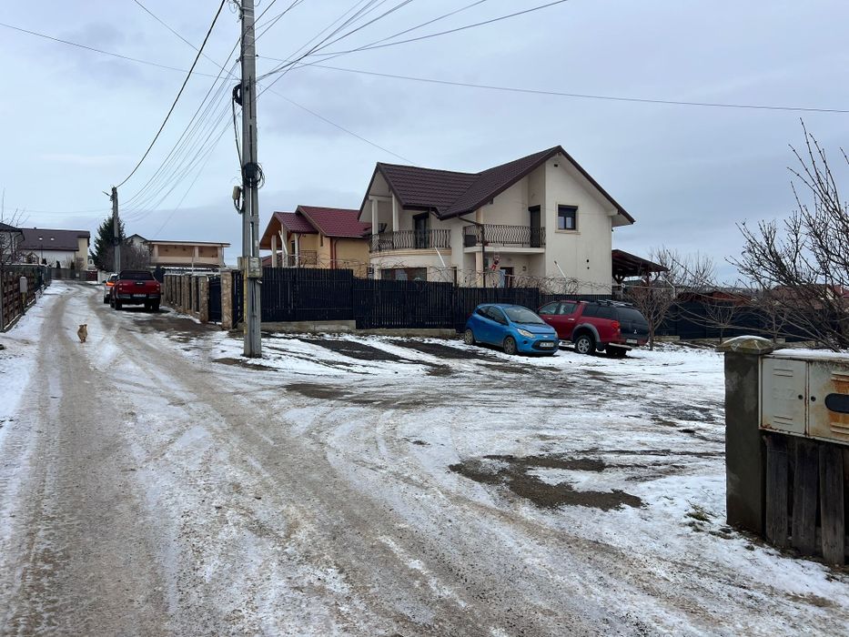 Teren intravilan 660