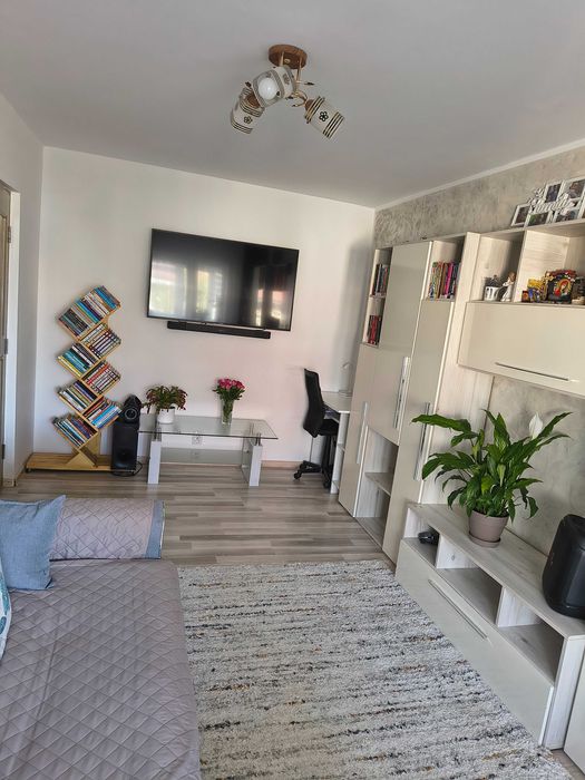 Apartament cu 2 camere, 50 mp Obcini mobilat și utilat