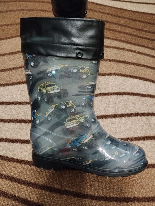 Гумени ботуши против дъжд и сняг