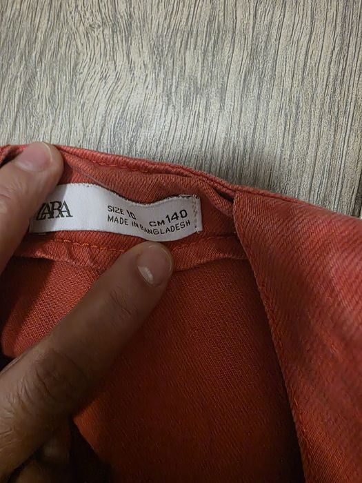 Salopetă blugi Zara stare foarte bună mărime 140 cm