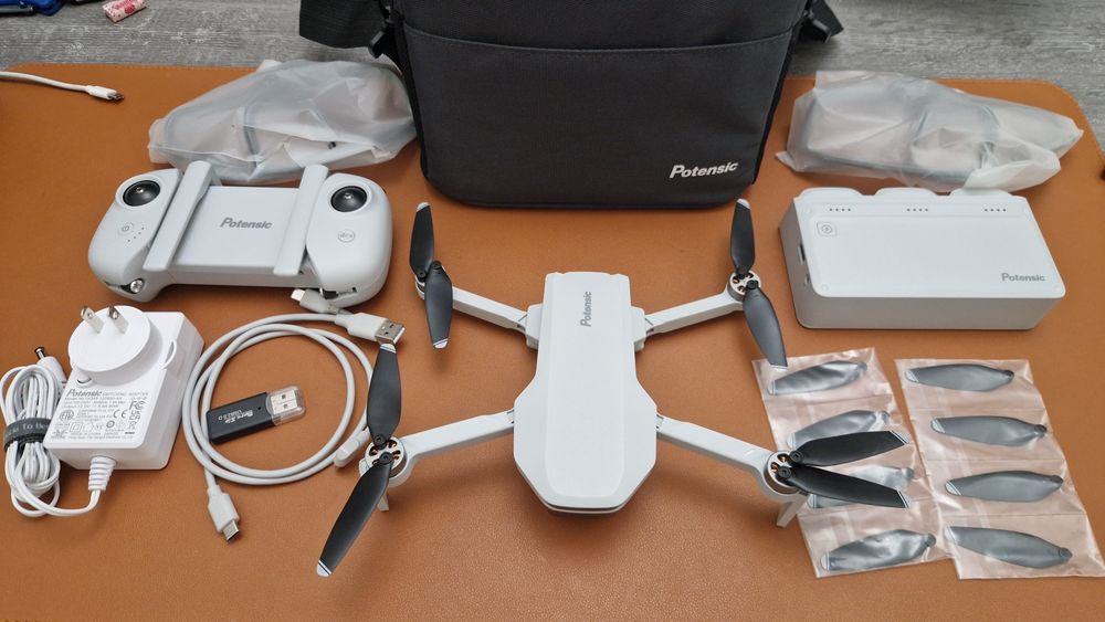 Дрон Potensic Atom в комплектации fly more