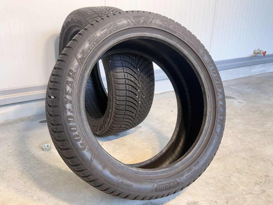 225/45/17 всесезонни гуми GOODYEAR VECTOR 4 seasons