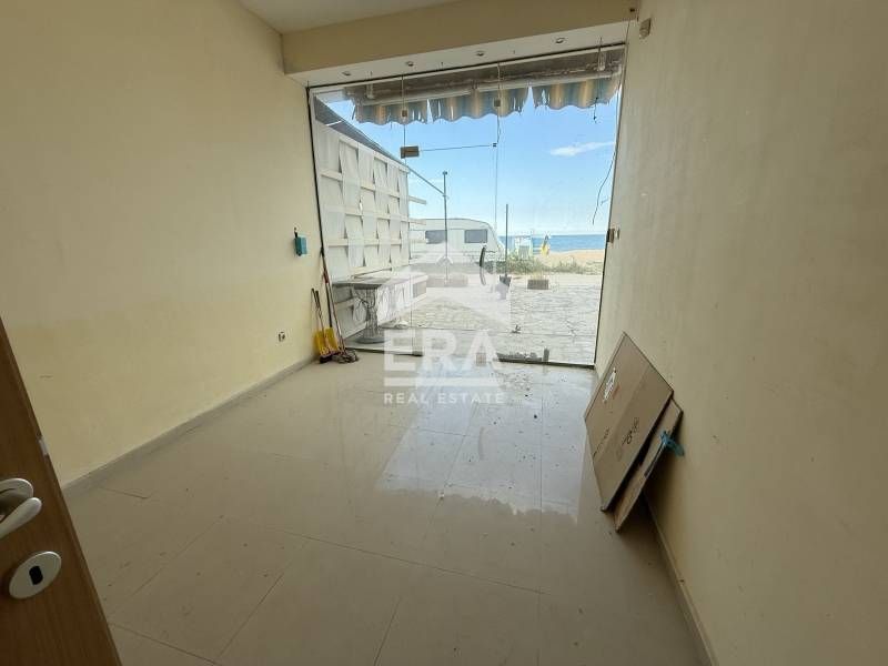 Продава се Магазин в Варна, Чайка - 22 кв.м за 1586 €/кв.м - Снимка #2