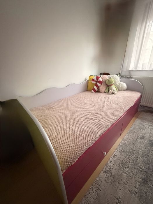 Set complet mobilier tineret- compartimentare eficientă