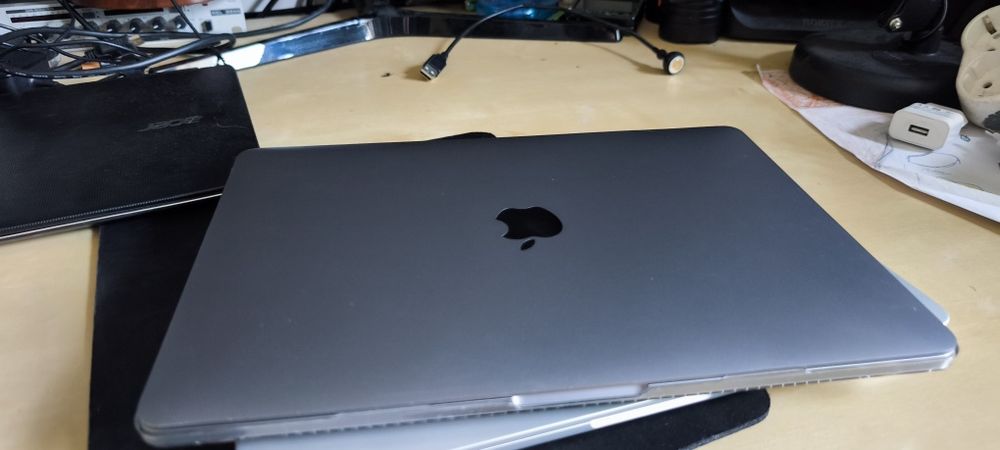 MacBook M1 Pro TouchPad