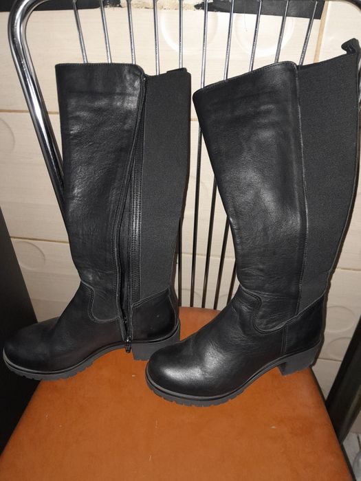 Cizme dama din piele.