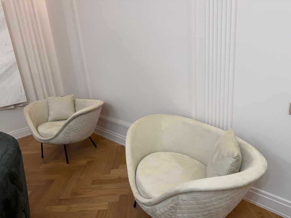 Кресло белое новое