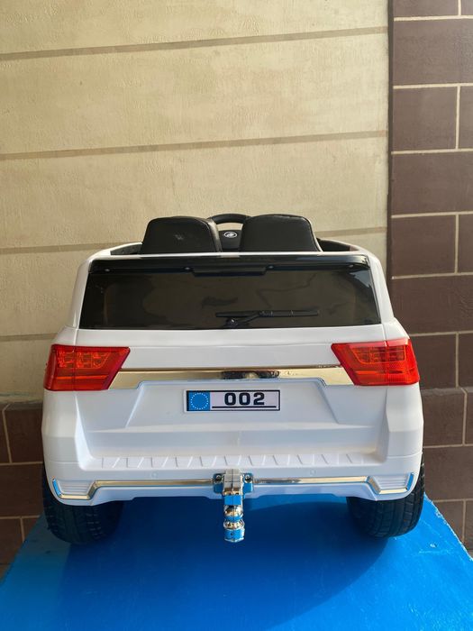 Новая машинка детская