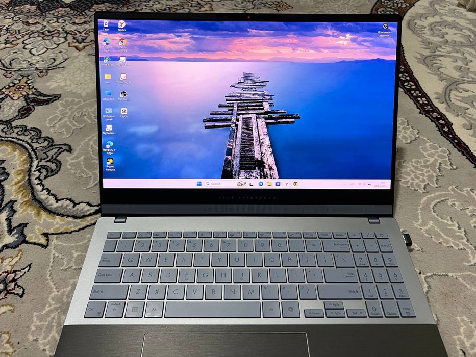 Asus Vivobook s15 OLED