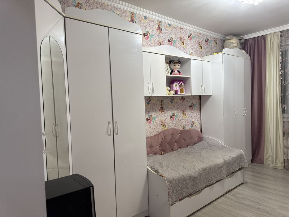 Детский гарнитур белого цвета