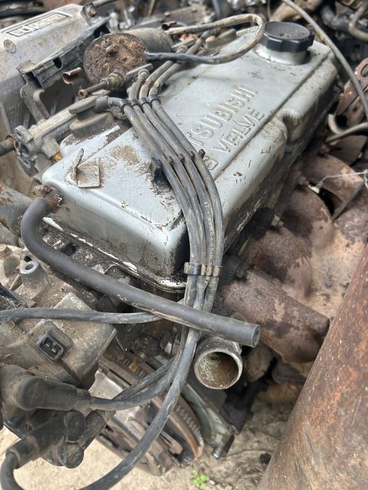 Матор митсубиси 1.8 16 клапан