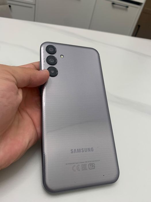 Самсунг M15 Galaxy