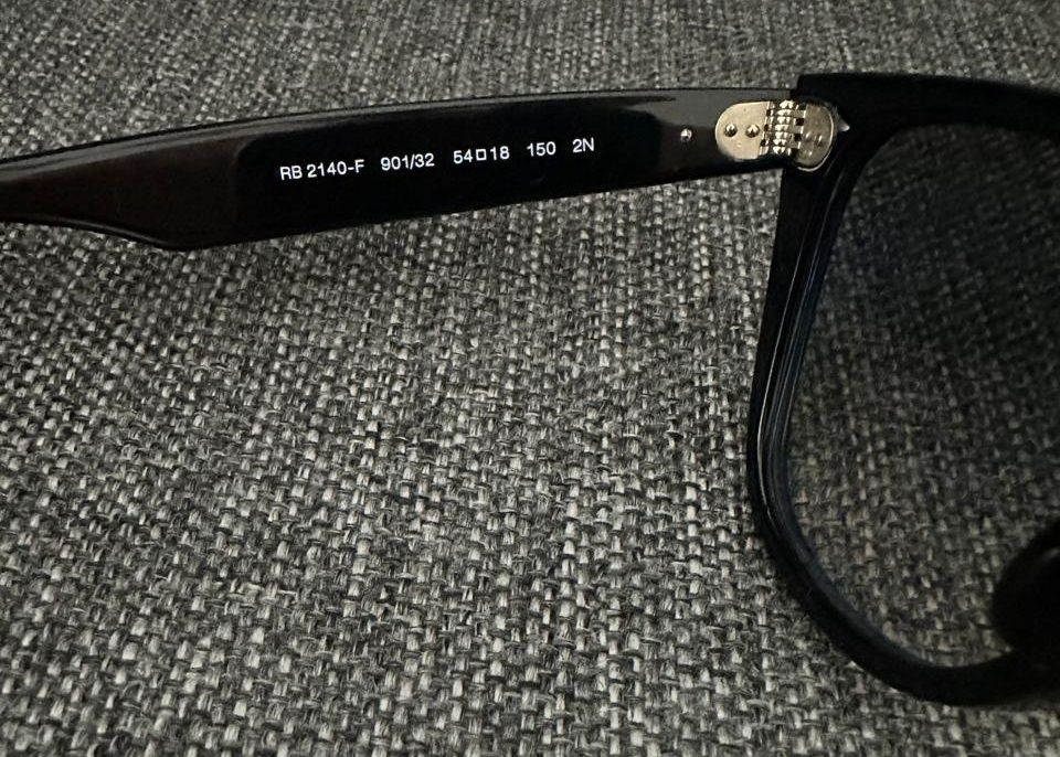 Солнцезащитные очки Wayfarer Ray-Ban