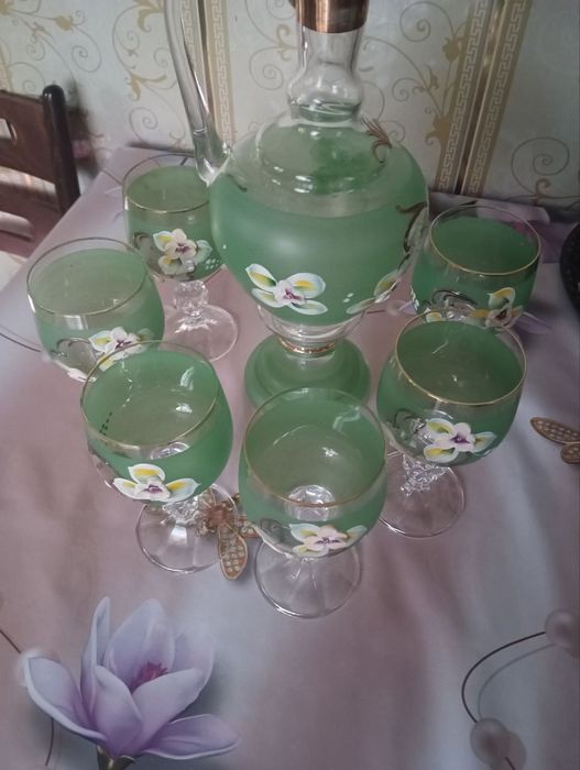 Продам Графин с фужерами