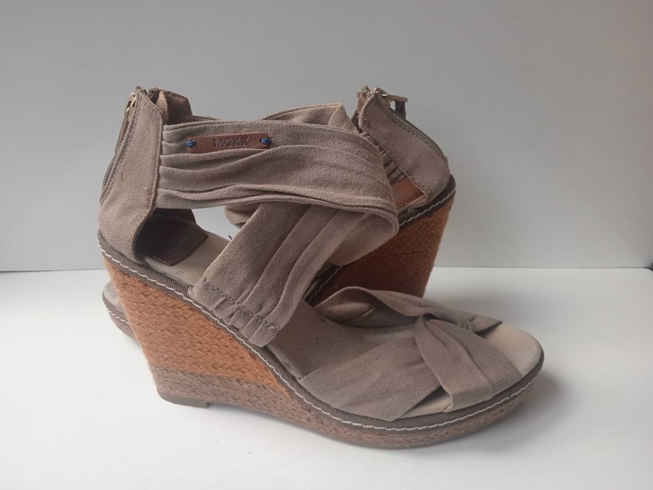 MEXX 100% оригинални дамски обувки сандали на платформа