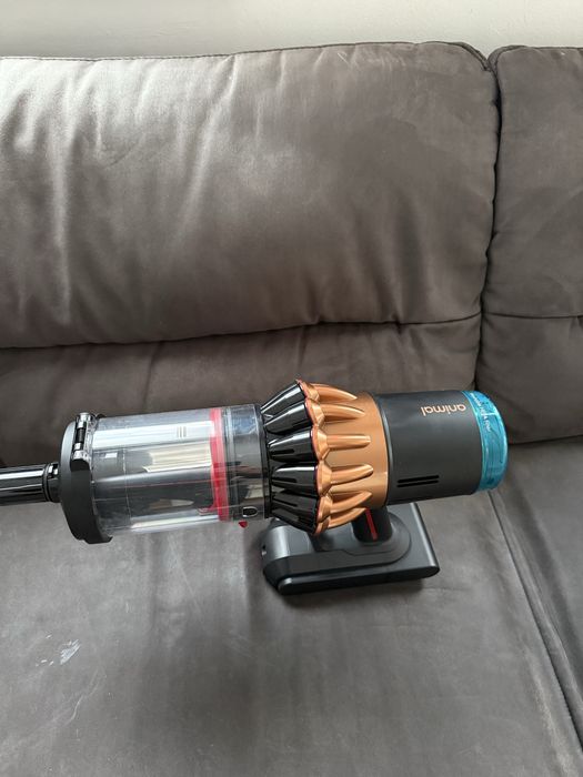 Dyson animal v16