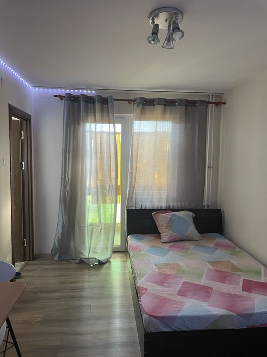Proprietar , ofer spre inchiriere garsoniera Craiovita