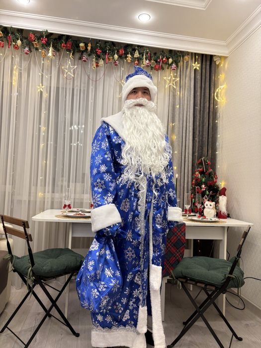 Аренда костюма Деда Мороза и Снегурочки