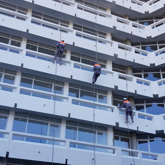 Alpiniști Utilitari Constanta