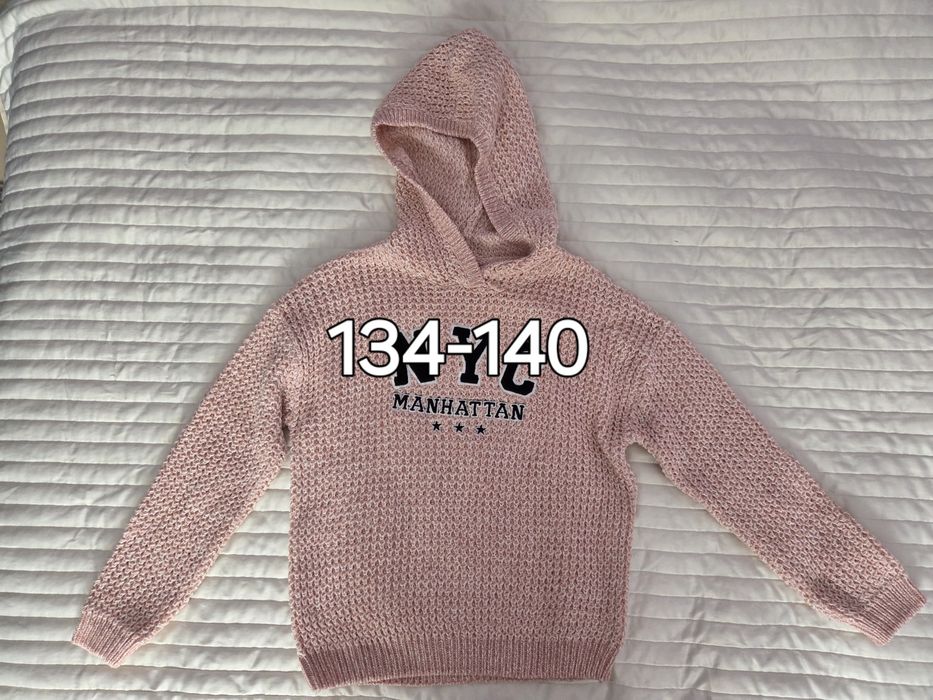 Pulover cu glugă 9-10 ani