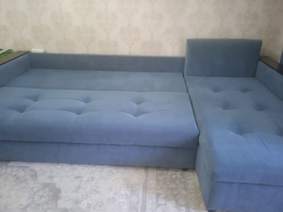 Диван угловой с ящиком