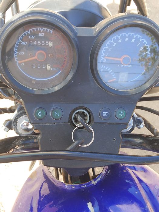 Продам мотоцикл сузуки gsx 200
