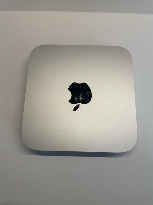 Apple mini M1  16 Gb- 256 ssd