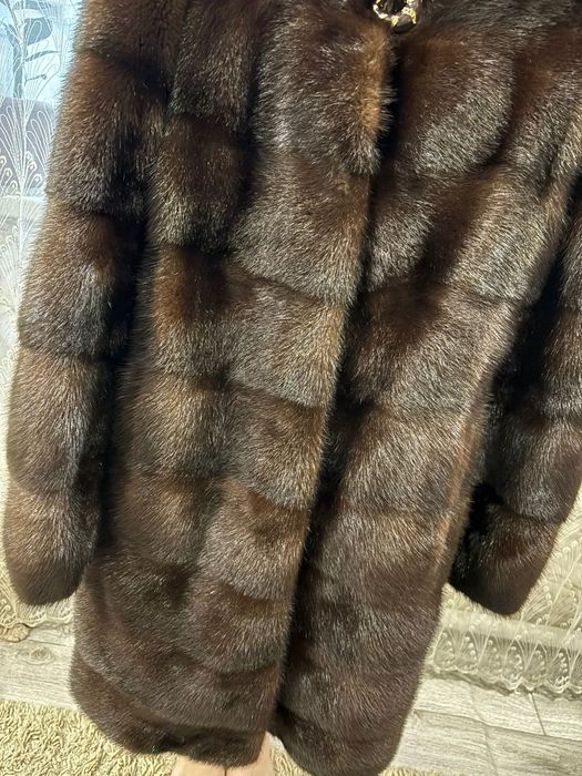 Продам норковую шубу