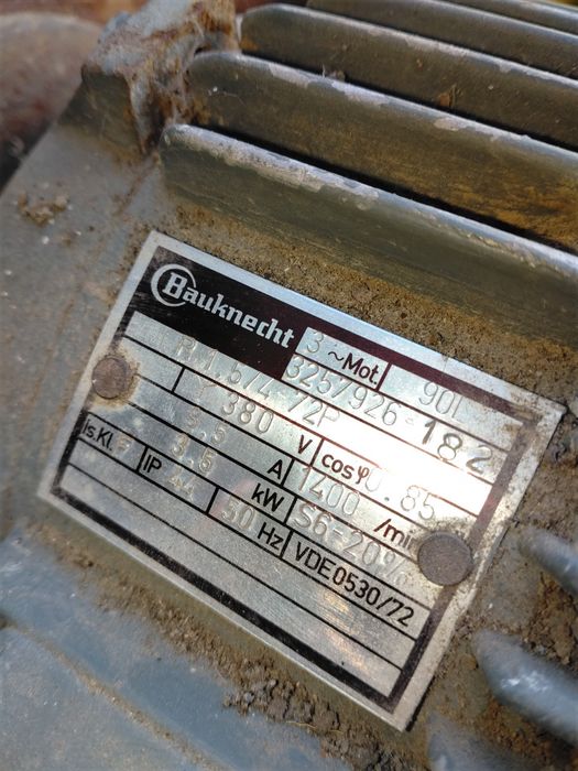 Circular cu masa 2 in 1