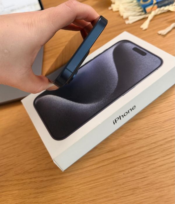 Iphone 15 pro 128 GB