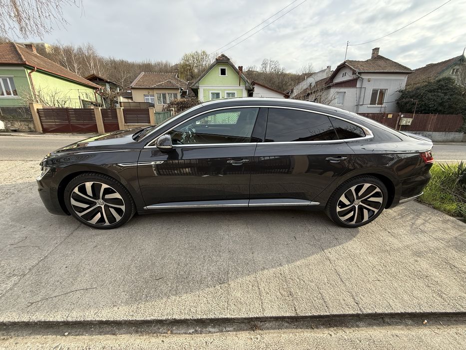 Vand firma cu predare leasing VW Arteon