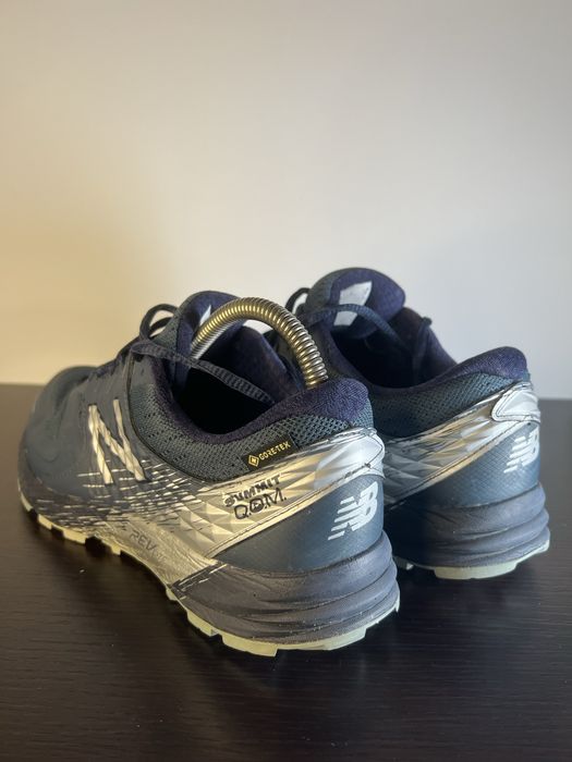 New balance Summit QOM GTX - оригинални маратонки. EU38
