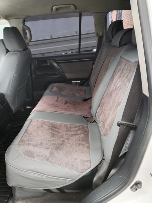 Продам Toyota Land Cruiser 200