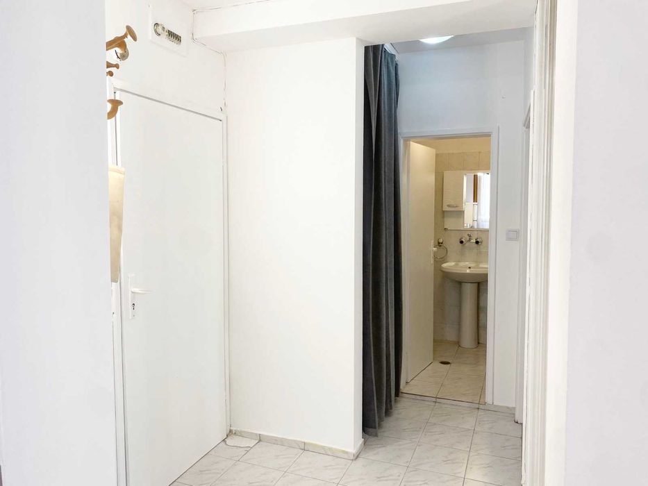 Дава се под наем Двустаен апартамент в София, Зона Б-18 - 69 кв.м за 560 € - Снимка #5