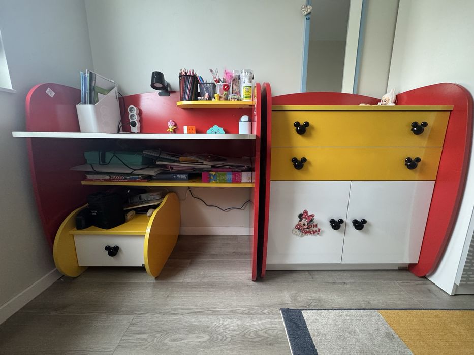 Детски скрин и бюро от Айко