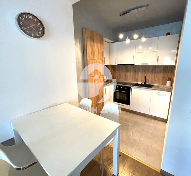 Продава се Двустаен апартамент в Свети Влас - 78 кв.м за 1654 €/кв.м - Снимка #1