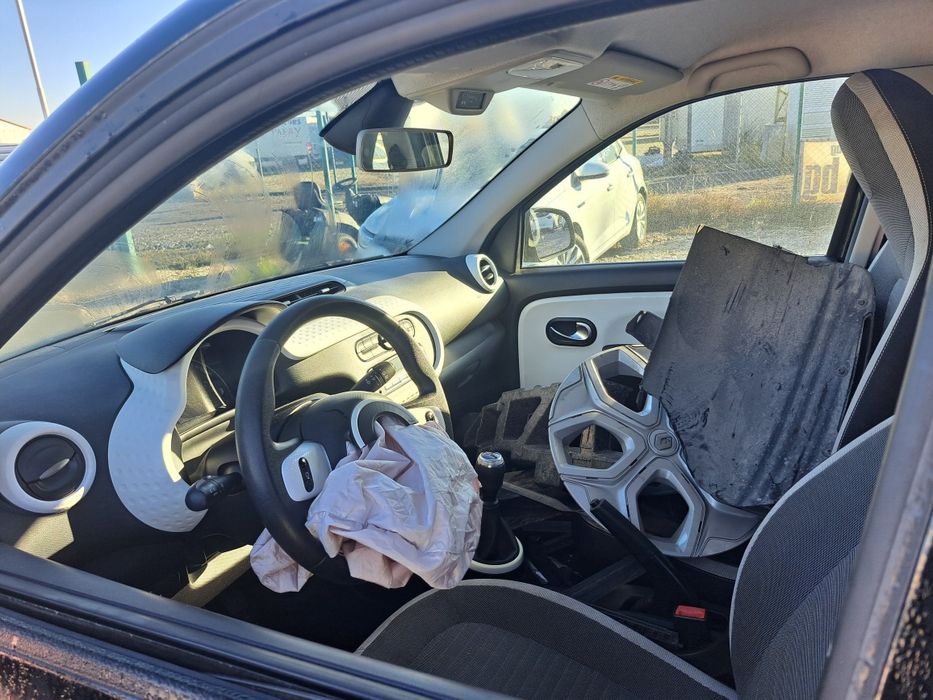 Renault Twingo 1.0 i за части 2021г