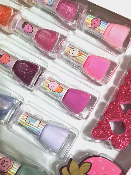 занимателни комплекти-част 3, ЦЕНИ горе на снимките В ЧЕРНАТА ЛЕНТА