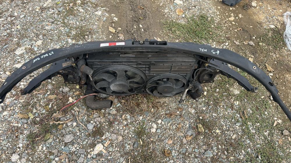 Bara fata  spate, triple, tragar radiatoare audi A3