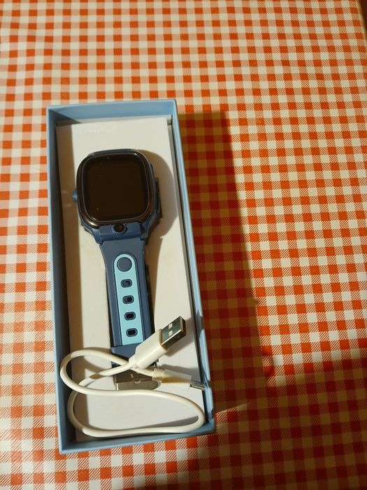 Ceas smartwach cu sim