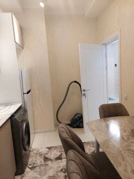 Novza metroda 2 xonali kvartira ijaraga beriladi