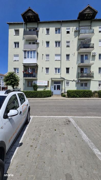Două apartamente, o singură oportunitate!