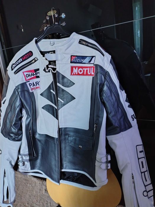Geaca piele ICON  moto de vânzare sau schimb cu echipament