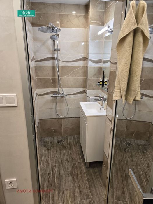 Продава се Тристаен апартамент в Варна, Младост 2 - 70 кв.м за 2558 €/кв.м - Снимка #9