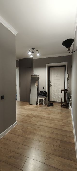 Продам 3х ком квартиру мкрн Женис