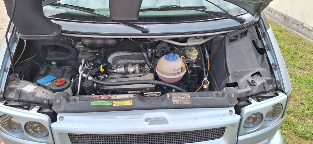 VW T4 Multivam 2.5 бензин 110к.с.