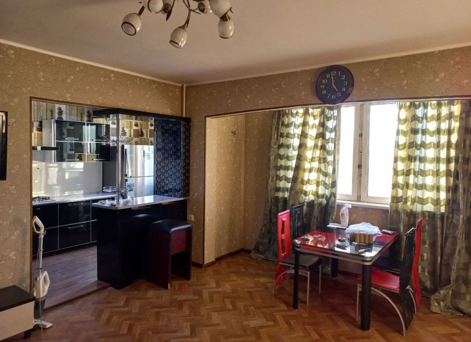 Продаётся Квартира Новза метро 3 комнатная