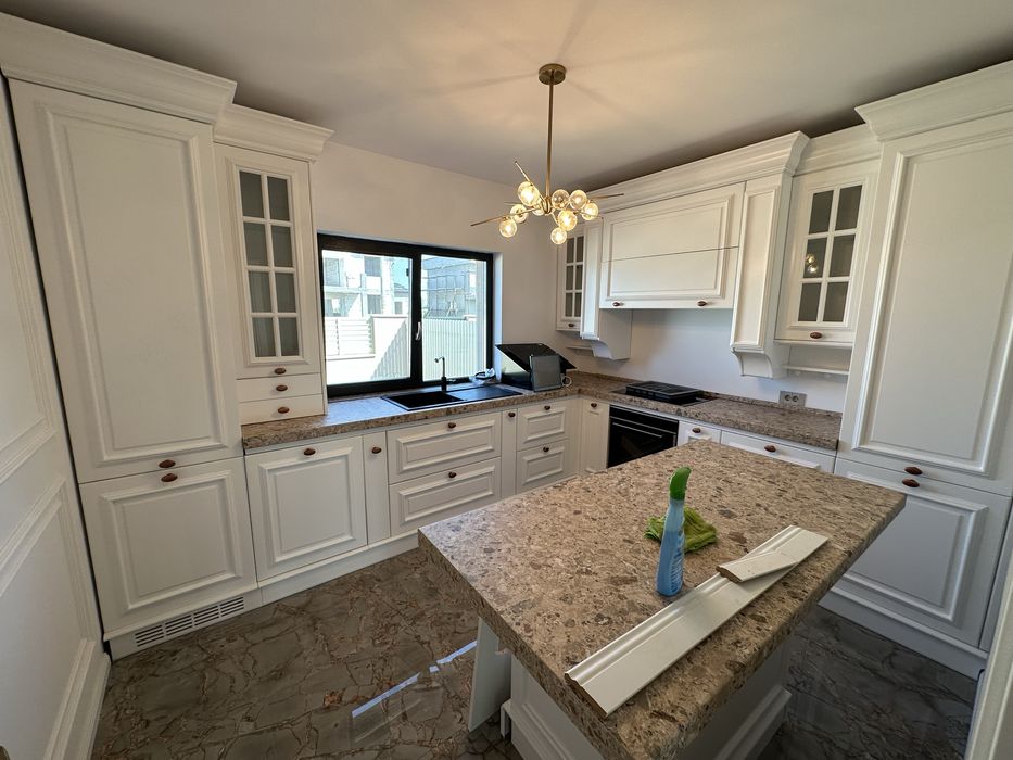 Gaze !! Asfalt !! —toate utilitatiile—-rezidential zona metro-magnolia