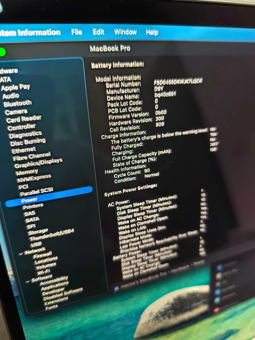 MacBook Pro 16 inch 2019 i9 2,3GHz 32GB 1TB video 4GB A2141 spacegary