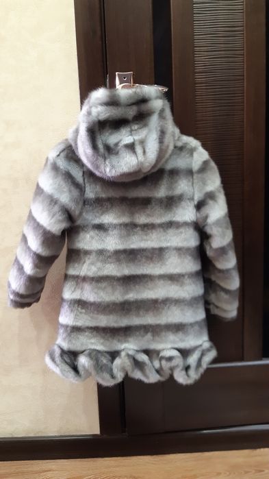 Продам  шубку на девочек